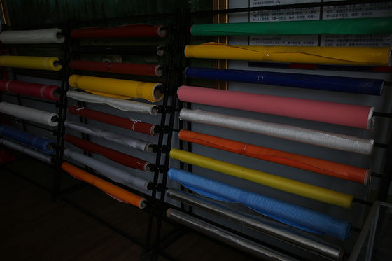 Rolo 0.4mm à prova de fogo colorido de pano da fibra de vidro de pano da soldadura da fibra de vidro